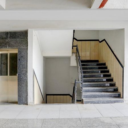 Super Townhouse Ambaji Formerly Hotel Kardhar Inn Exterior photo