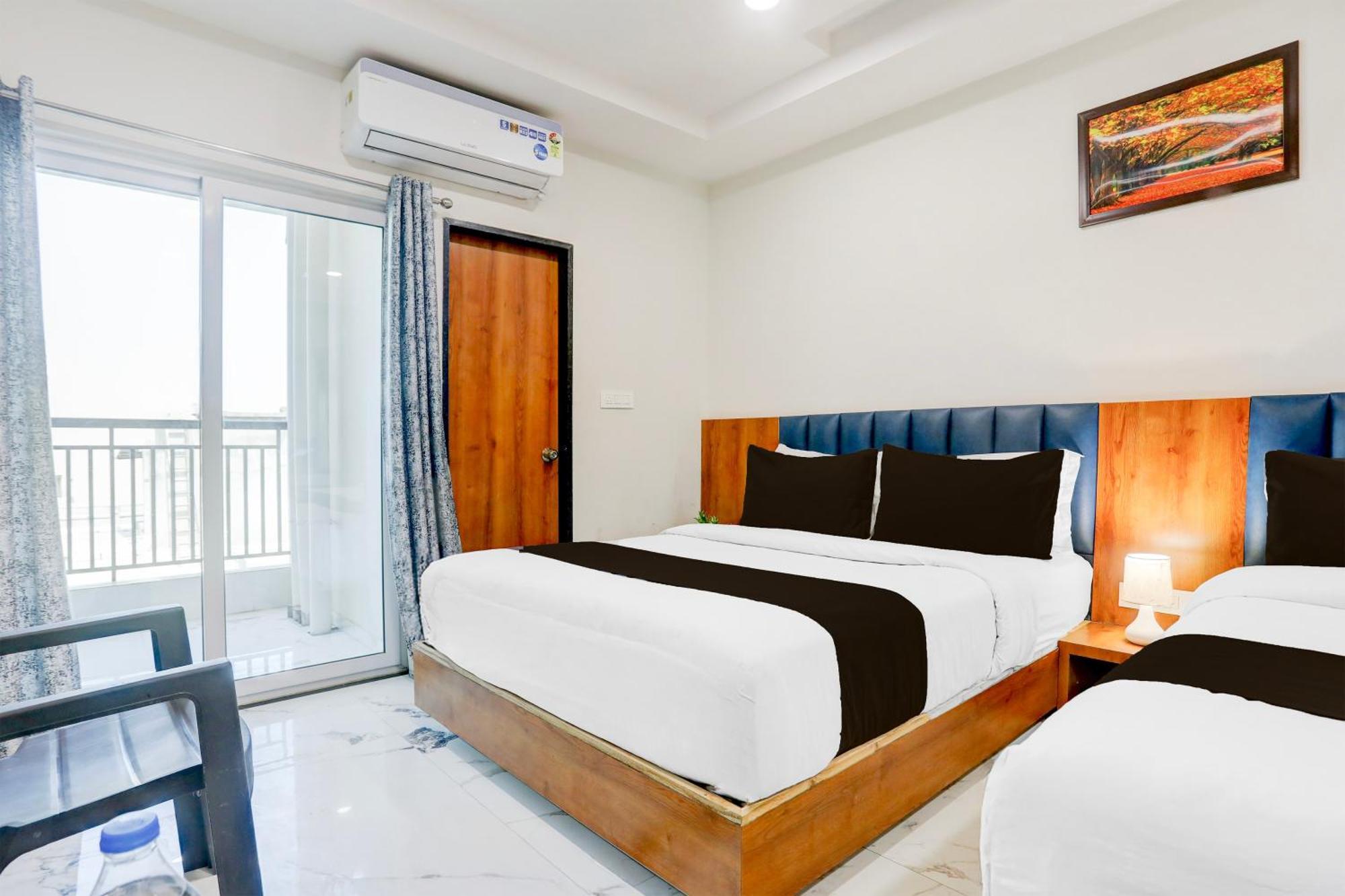 Super Townhouse Ambaji Formerly Hotel Kardhar Inn Exterior photo
